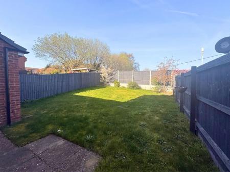 3 bedroom Semi-detached house for sale in Linnet Drive, Rainworth, NG21