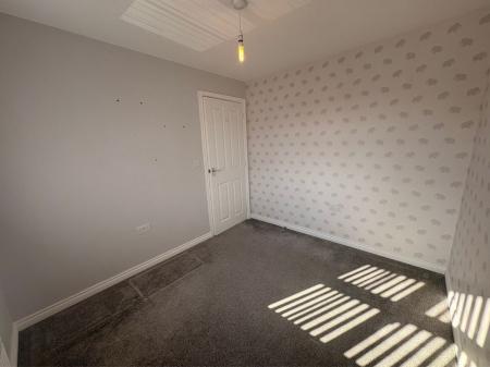 3 bedroom Semi-detached house for sale in Linnet Drive, Rainworth, NG21