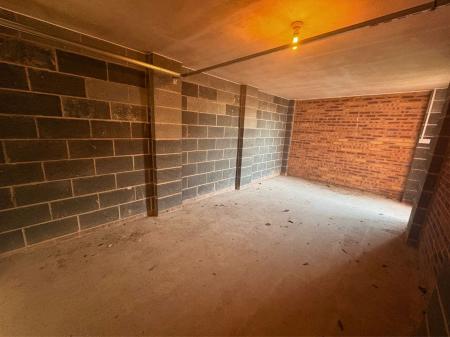 3 bedroom Semi-detached house for sale in Linnet Drive, Rainworth, NG21