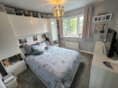 4 bedroom Detached house for sale in Lynton Drive, Sutton-In-Ashfield, NG17