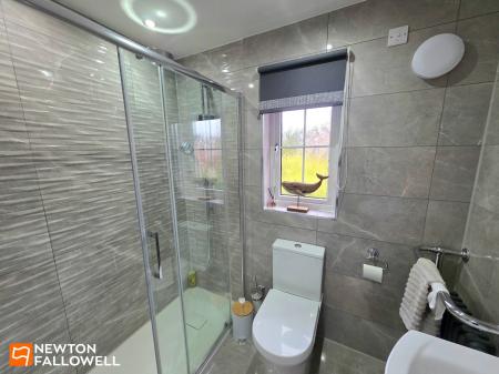 4 bedroom Detached house for sale in Lynton Drive, Sutton-In-Ashfield, NG17