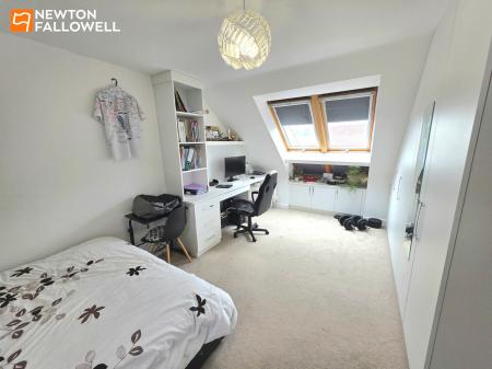 5 bedroom Detached house for sale in Beldover Drive, Nottingham, NG8