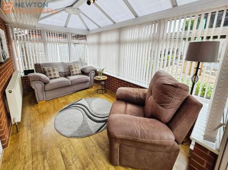3 bedroom Detached house for sale in Kingsley Close, Mansfield Woodhouse, NG19