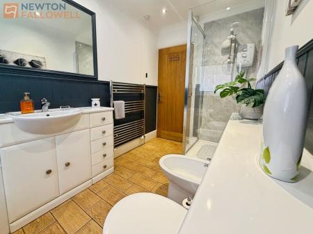 3 bedroom Detached house for sale in Kingsley Close, Mansfield Woodhouse, NG19