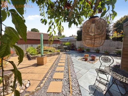 3 bedroom Detached house for sale in Kingsley Close, Mansfield Woodhouse, NG19