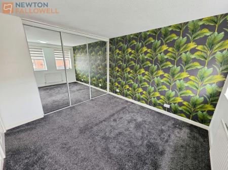 3 bedroom Semi-detached house for sale in Kempton Road, Mansfield, NG18