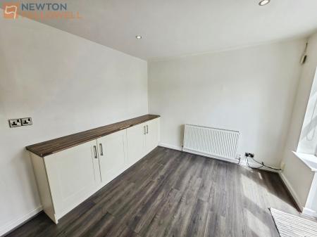 3 bedroom Semi-detached house for sale in Kempton Road, Mansfield, NG18