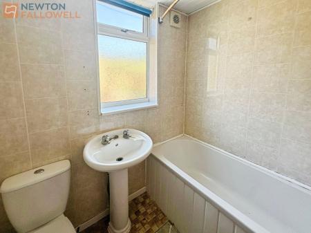 4 bedroom Terraced House for sale in Mount Milner, Mansfield, NG18