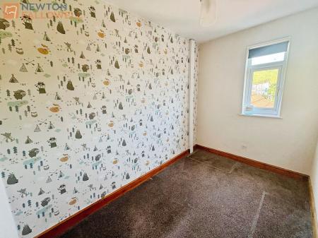 4 bedroom Terraced House for sale in Mount Milner, Mansfield, NG18