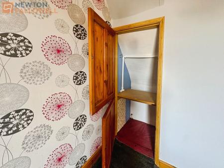 4 bedroom Terraced House for sale in Mount Milner, Mansfield, NG18