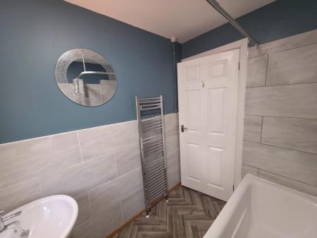 3 bedroom Terraced House for sale in Parkstone Avenue, Rainworth, NG21
