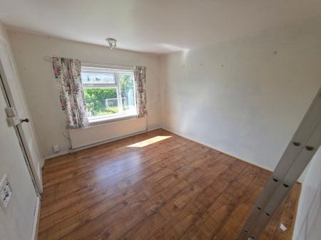 3 bedroom Semi-detached house for sale in Ladybrook Lane, Mansfield, NG18