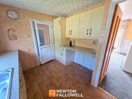 3 bedroom Semi-detached house for sale in Ladybrook Lane, Mansfield, NG18