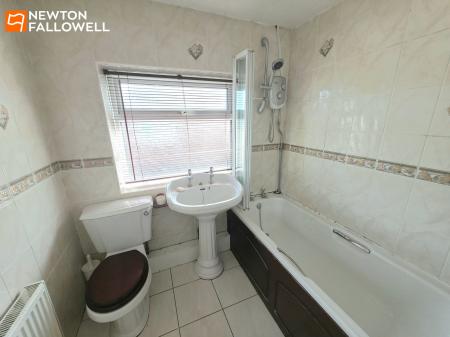3 bedroom Semi-detached house for sale in Ladybrook Lane, Mansfield, NG18