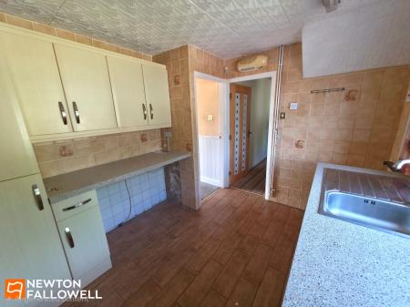 3 bedroom Semi-detached house for sale in Ladybrook Lane, Mansfield, NG18