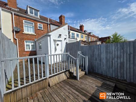 3 bedroom Terraced House for sale in Blackwell Road, Huthwaite, NG17