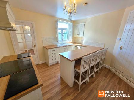 3 bedroom Terraced House for sale in Blackwell Road, Huthwaite, NG17