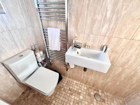 4 bedroom Link detached house for sale in Crosby Close, Forest Town, NG19