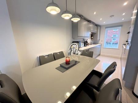 4 bedroom Semi-detached house for sale in Boundary Way, Glapwell, S44