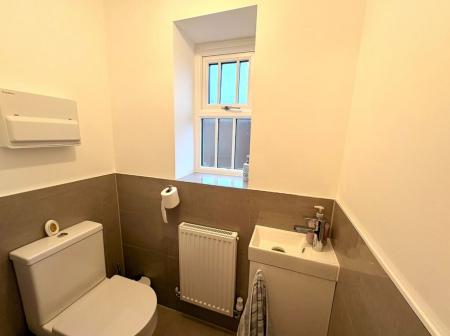 4 bedroom Semi-detached house for sale in Boundary Way, Glapwell, S44