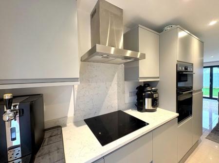 4 bedroom Semi-detached house for sale in Boundary Way, Glapwell, S44