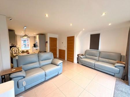 4 bedroom Semi-detached house for sale in Boundary Way, Glapwell, S44