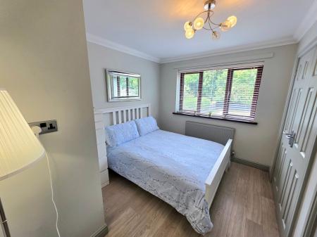 4 bedroom Detached house for sale in Northfield Avenue, Pleasley Vale, NG19