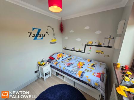 4 bedroom Detached house for sale in Northfield Avenue, Pleasley Vale, NG19