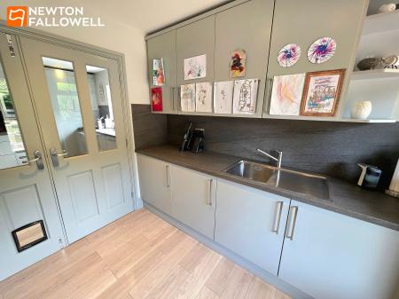 4 bedroom Detached house for sale in Northfield Avenue, Pleasley Vale