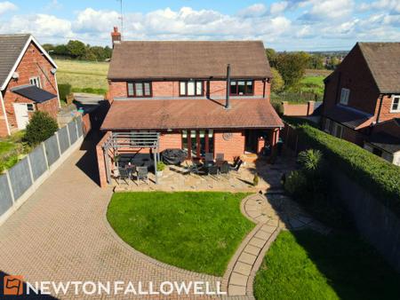 4 bedroom Detached house for sale in Northfield Avenue, Pleasley Vale