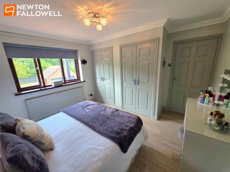 4 bedroom Detached house for sale in Northfield Avenue, Pleasley Vale, NG19
