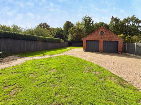 4 bedroom Detached house for sale in Northfield Avenue, Pleasley Vale