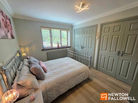 4 bedroom Detached house for sale in Northfield Avenue, Pleasley Vale, NG19