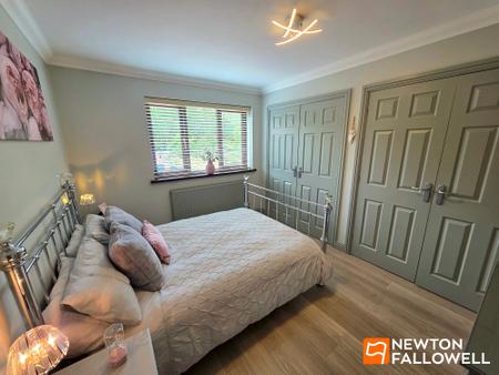 4 bedroom Detached house for sale in Northfield Avenue, Pleasley Vale