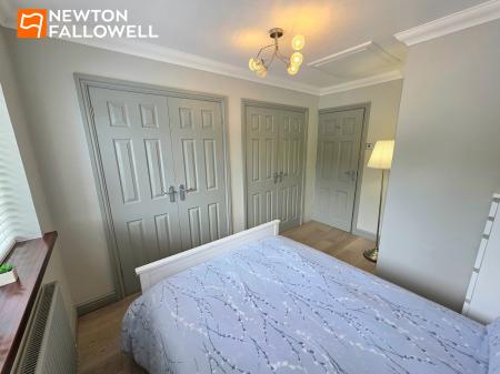 4 bedroom Detached house for sale in Northfield Avenue, Pleasley Vale, NG19