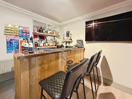 4 bedroom Detached house for sale in Northfield Avenue, Pleasley Vale