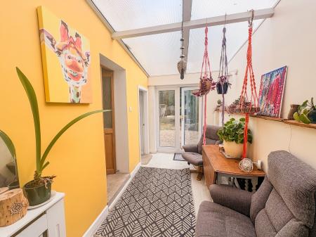 3 bedroom Semi-detached house for sale in Nottingham Road, Mansfield, NG18