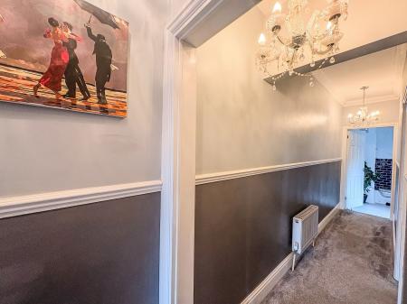 3 bedroom Semi-detached house for sale in Nottingham Road, Mansfield, NG18