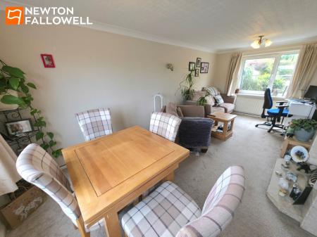 2 bedroom Semi-detached house for sale in Park Hall Road, Mansfield Woodhouse, NG19