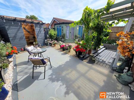 2 bedroom Semi-detached bungalow for sale in Sycamore Close, Rainworth, NG21