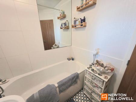 2 bedroom Semi-detached bungalow for sale in Sycamore Close, Rainworth, NG21