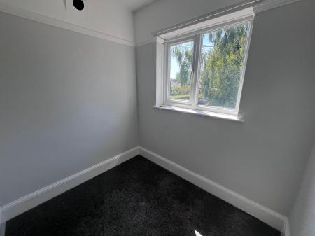 3 bedroom House to let in Hillsway Crescent, Mansfield, NG18
