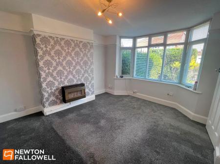 3 bedroom House to let in Hillsway Crescent, Mansfield, NG18
