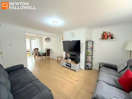 3 bedroom Semi-detached house for sale in Romsey Place, Mansfield, NG19