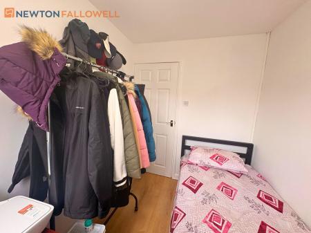 3 bedroom Semi-detached house for sale in Romsey Place, Mansfield, NG19
