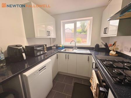 3 bedroom Semi-detached house for sale in Romsey Place, Mansfield, NG19