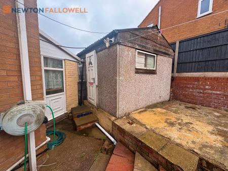3 bedroom Semi-detached house for sale in Romsey Place, Mansfield, NG19