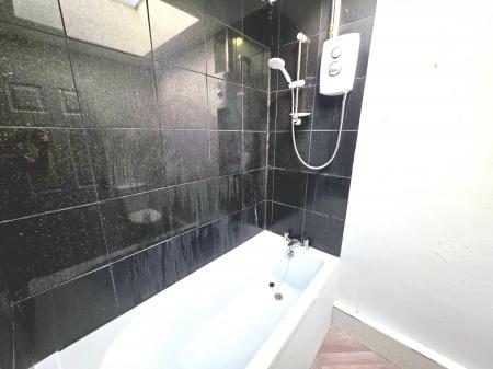 1 bedroom Flat to let in Ossington Close, Meden Vale, NG20