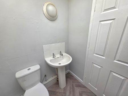 1 bedroom Flat to let in Ossington Close, Meden Vale, NG20