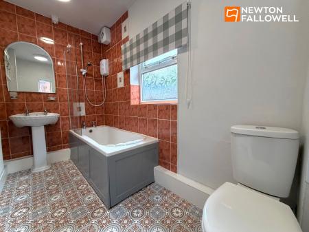 3 bedroom Terraced House for sale in Welbeck Road, Mansfield Woodhouse, NG19